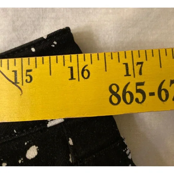 Two‎ By Vince Camuto Black White Splatter Paint Jeans Size 30/10 - Picture 7 of 9
